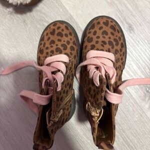 Cat & Jack Brown Leopard Print Kids Boots with Pink Laces